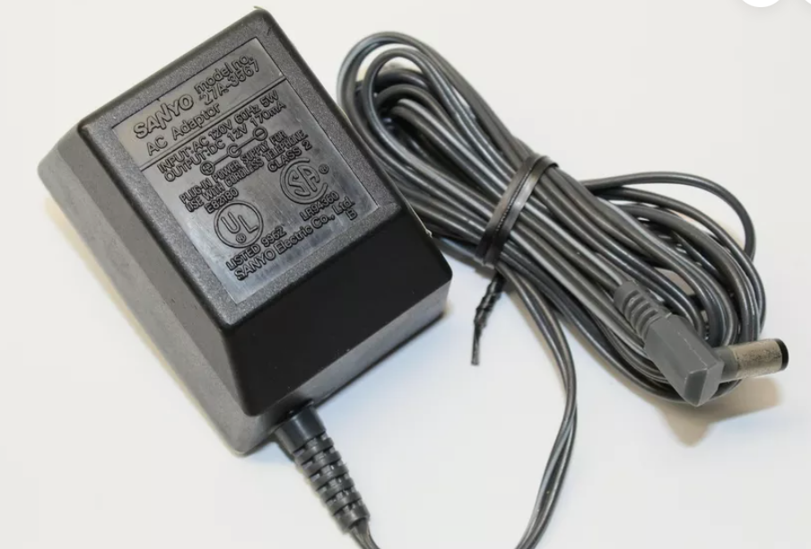 *Brand NEW*Sanyo Output DC 12V 170mA AC Adaptor Transformer Adapter 27A-3567 Power Supply