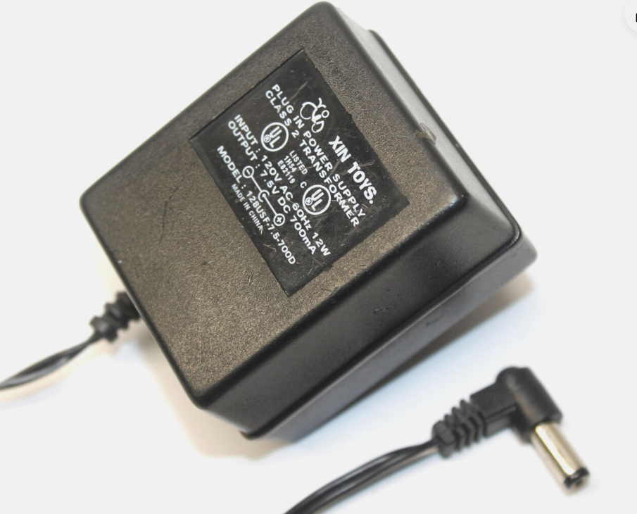 *Brand NEW*Xin Toys 128USF-7.5-700D Plug-In Class 2 Transformer DC 7.5V 700mA AC Adapter Power Supply